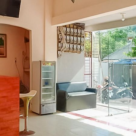 Waringin Residence Redpartner Medan Exterior foto
