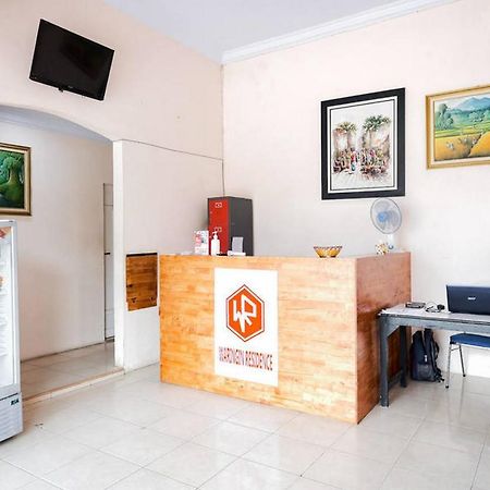 Waringin Residence Redpartner Medan Exterior foto