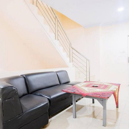 Waringin Residence Redpartner Medan Exterior foto