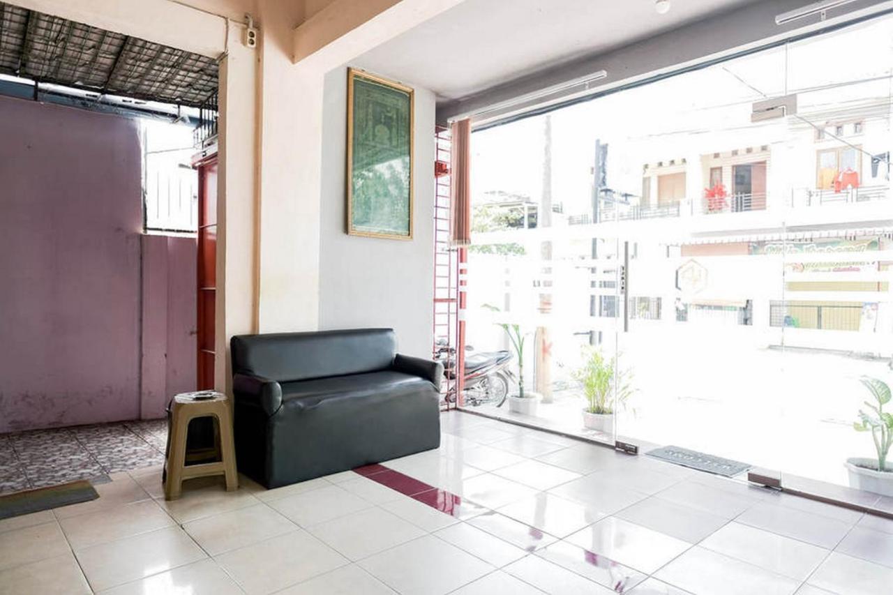 Waringin Residence Redpartner Medan Exterior foto