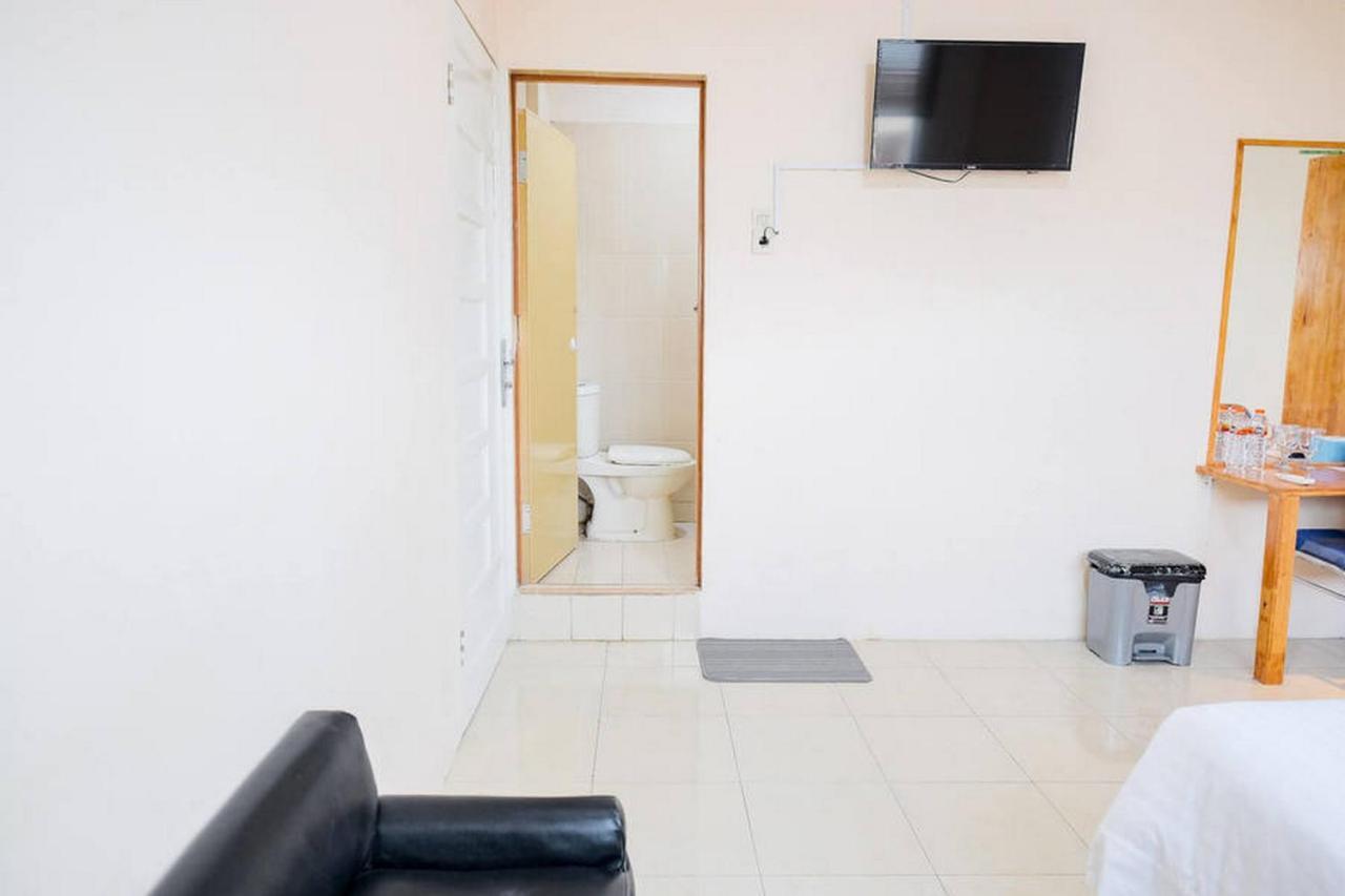 Waringin Residence Redpartner Medan Exterior foto